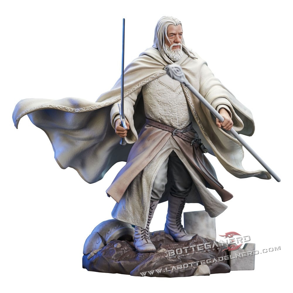 Lord of the Rings - Gallery Deluxe PVC Statue Gandalf 23cm - immagine 3