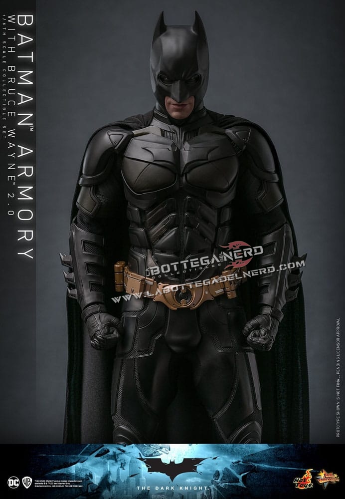 The Dark Knight Rises - Diorama 1/6 Batman Armory with Bruce Wayne (2.0) 30cm - immagine 4