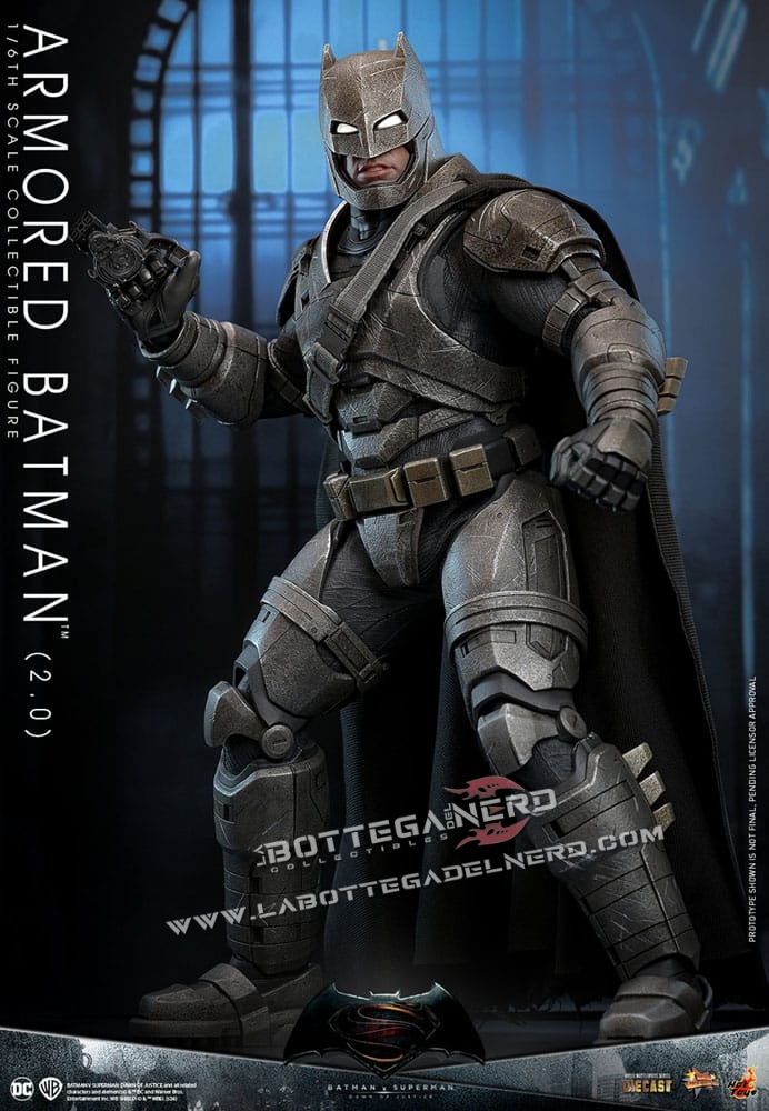 Batman v Superman - Action Figure Armored Batman 2.0 33cm - immagine 2