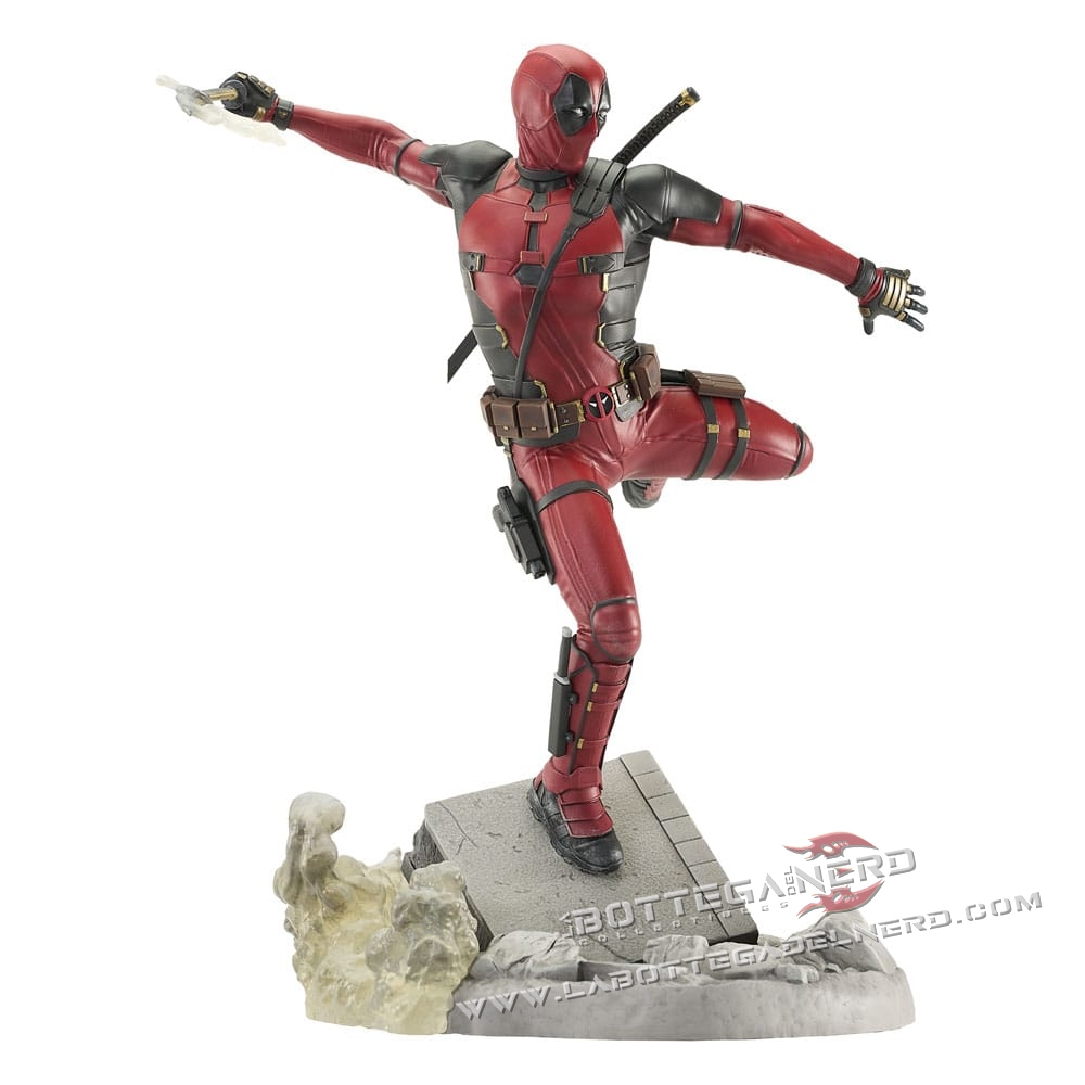 Deadpool & Wolverine - Gallery PVC Statue Deadpool 25cm - immagine 3