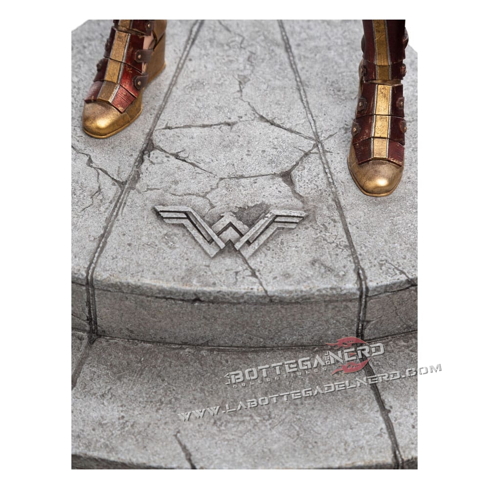 Zack Snyder's Justice League - Statue 1/6 Wonder Woman 37cm - immagine 7