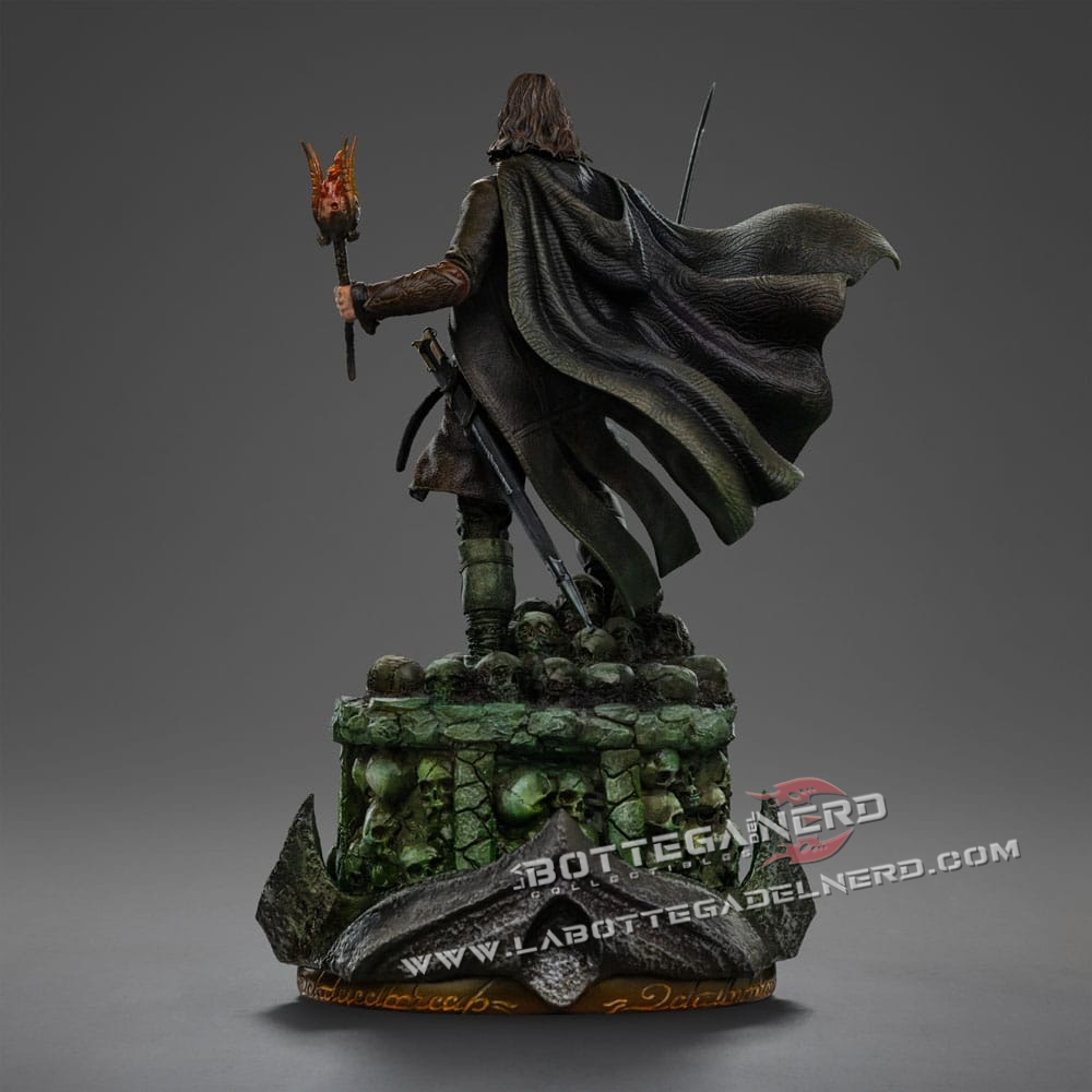 The Lord of the Rings - Statue 1/10 Aragorn Unleashed 31cm - immagine 4