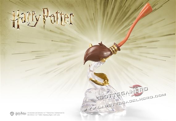 Harry Potter - Prop-Ups Nimbus 2000 & Boccino d’Oro - immagine 4