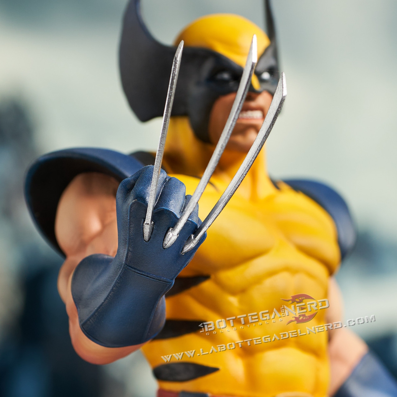 MARVEL - Wolverine (Yellow Outfit) Bust 2024 SDCC 15cm - immagine 3