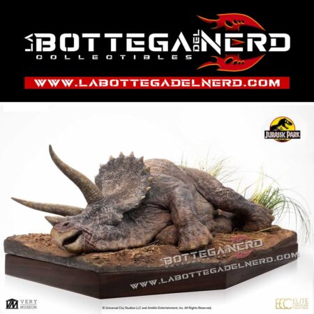 Jurassic Park - Maquette 1/8 Sick Triceratops 96cm