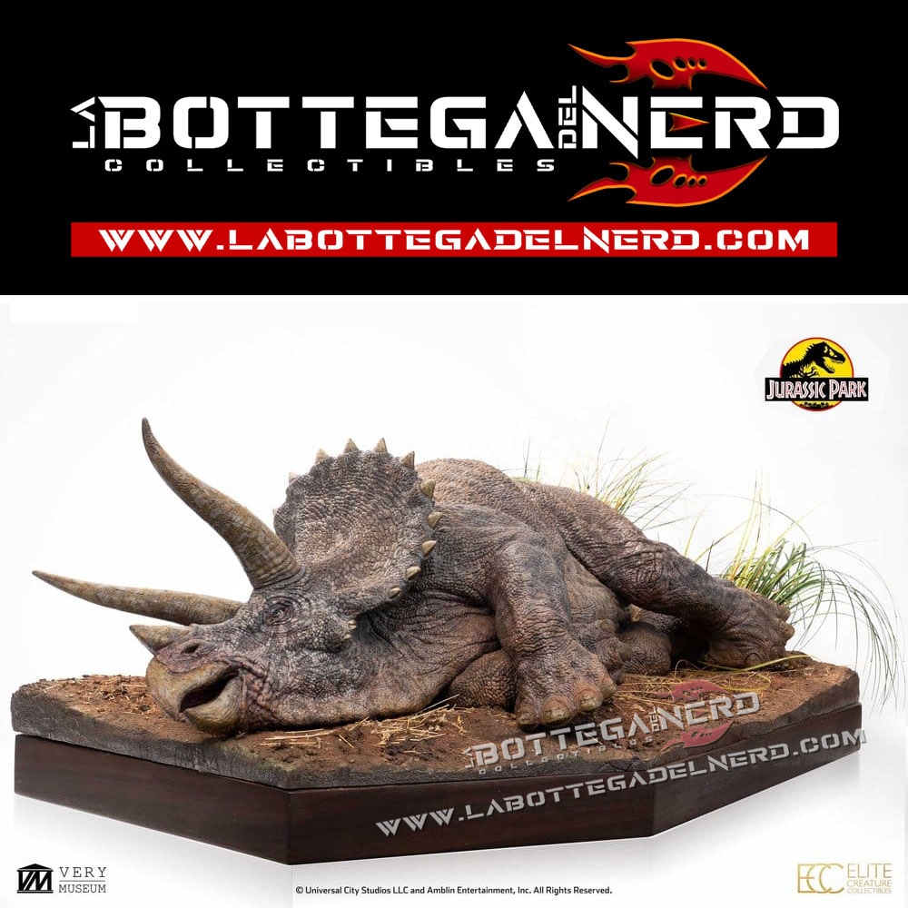 Jurassic Park - Maquette 1/8 Sick Triceratops 96cm