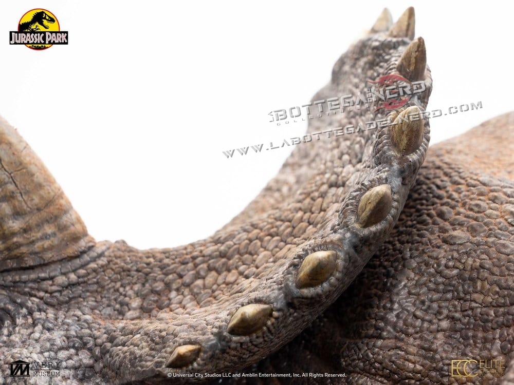 Jurassic Park - Maquette 1/8 Sick Triceratops 96cm - immagine 7