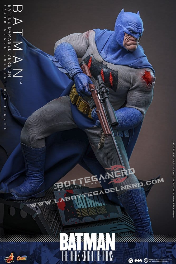 Batman Dark Knight Returns - Hot Toys Action Figure 1/6 32cm - immagine 7